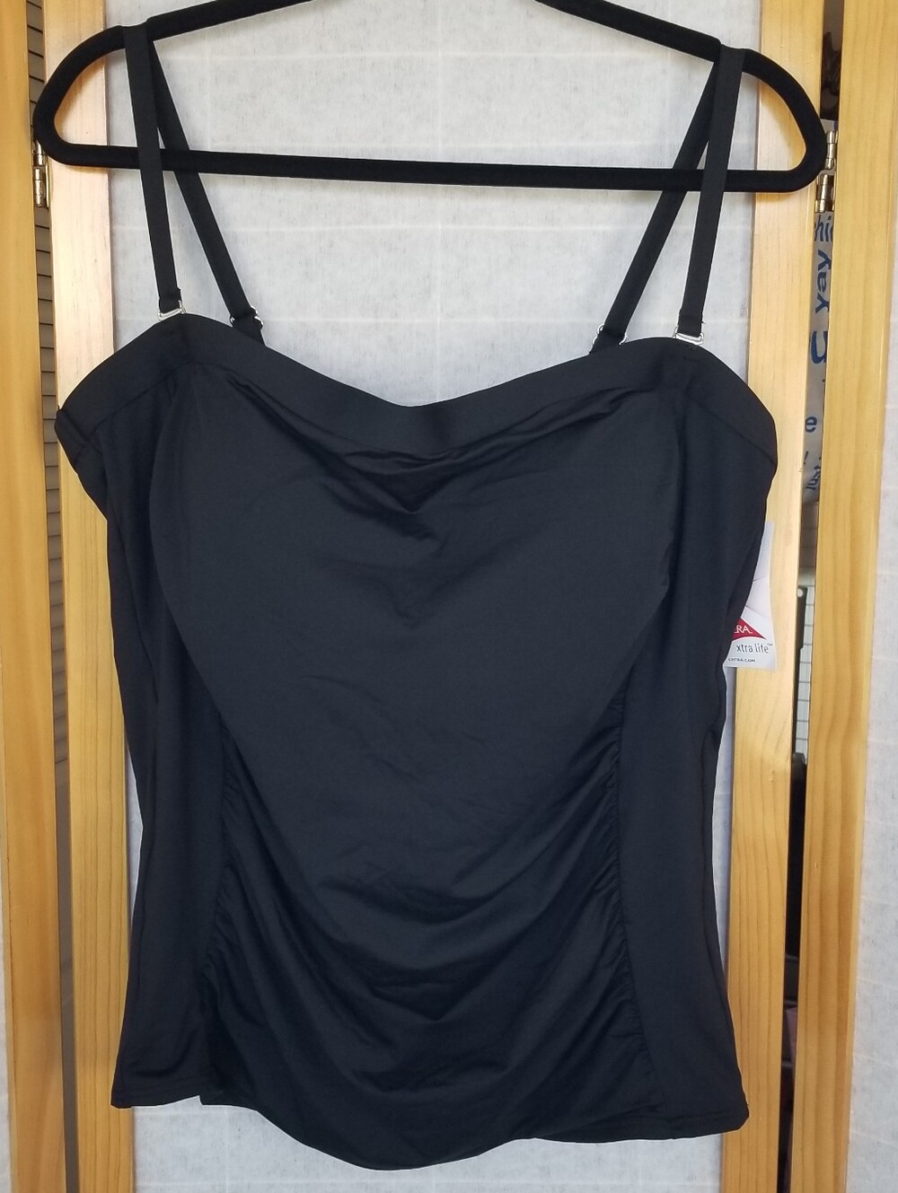 Lands' End Black Tankini Top Removable Straps Molded Cups Size 18 Top Only NWT